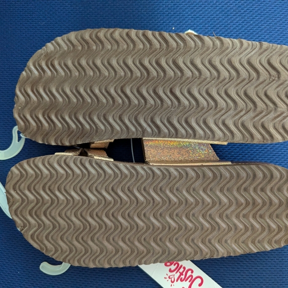 Sandles, size 3 - Picture 4 of 5